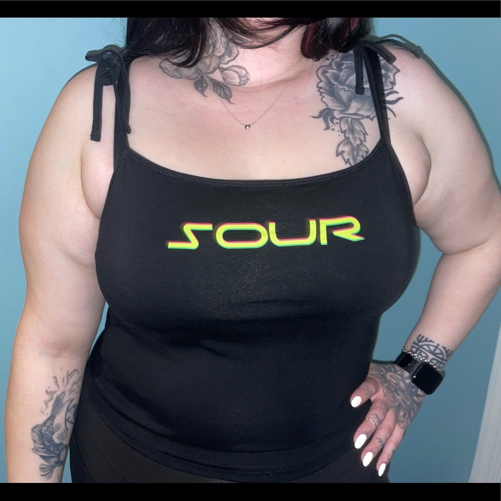 Cute reversible tank